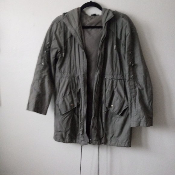 Green Anorak - Picture 1 of 2